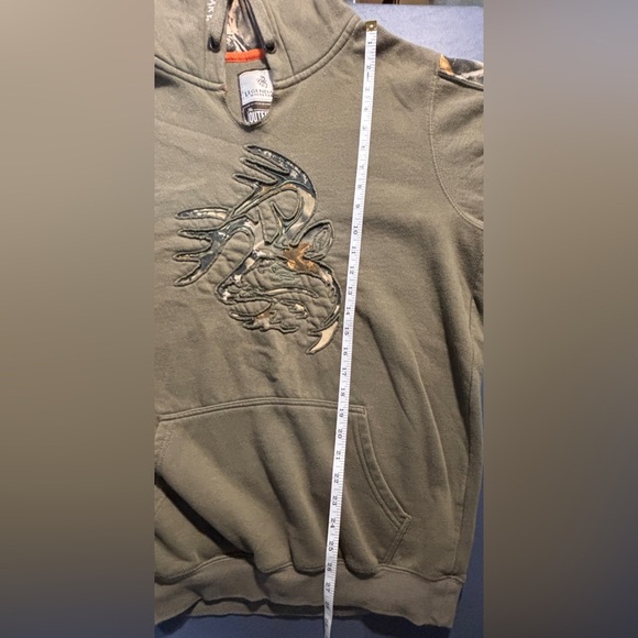 Legendary Whitetails Green Hoodie Camo Deer Head Appliqué Outdoors  Size M SKU23 - Picture 8 of 8